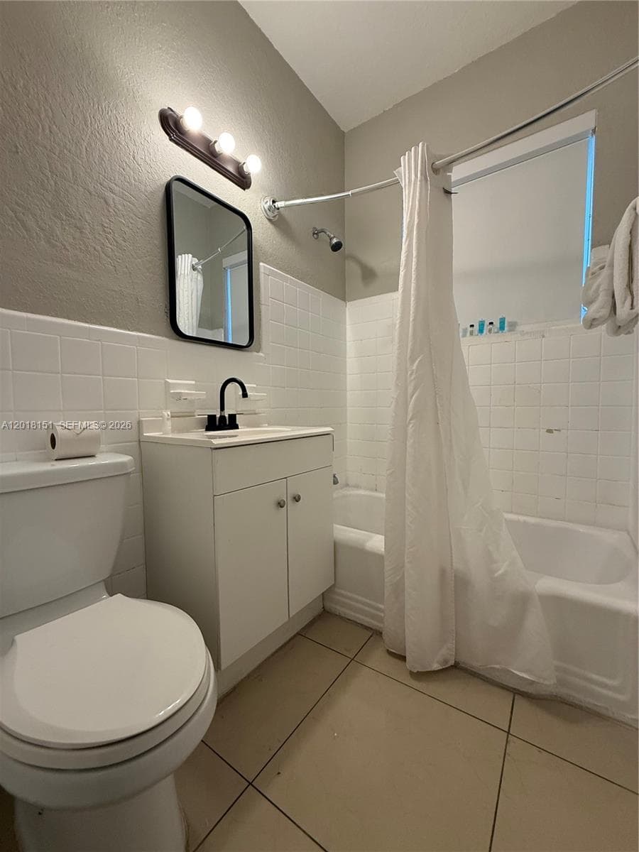 7710 Harding Ave # 1, Miami Beach FL 33141 — 1