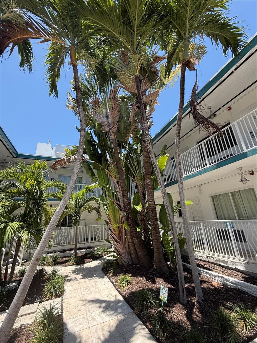7710 Harding Ave # 7, Miami Beach FL 33141 — 3