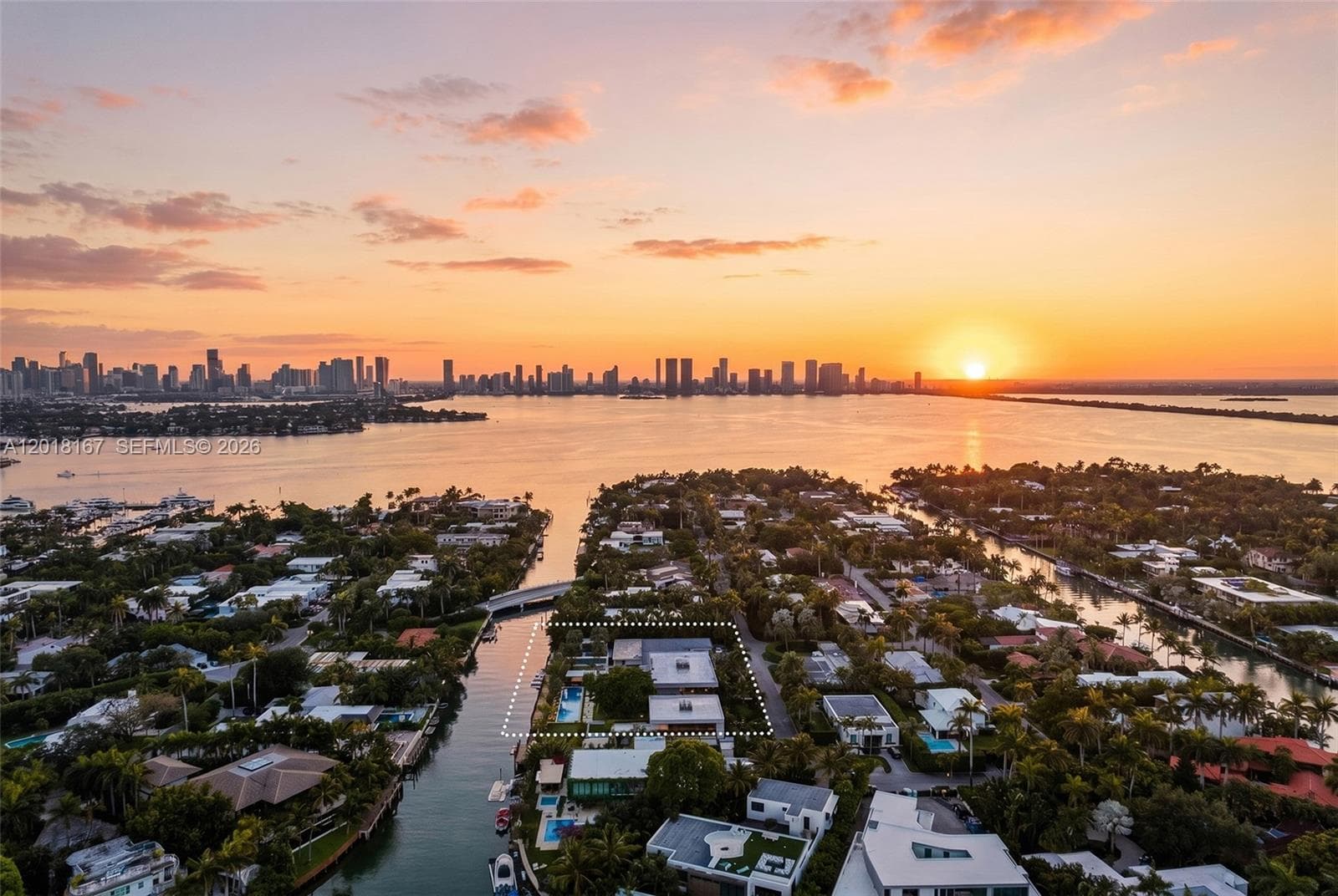 1420 W 23rd St, Miami Beach FL 33140 — 100