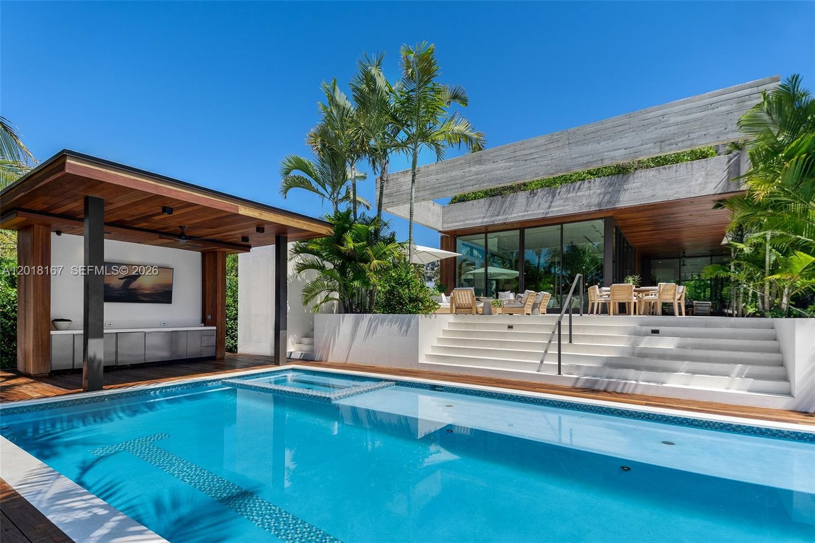 1420 W 23rd St, Miami Beach FL 33140 — 52