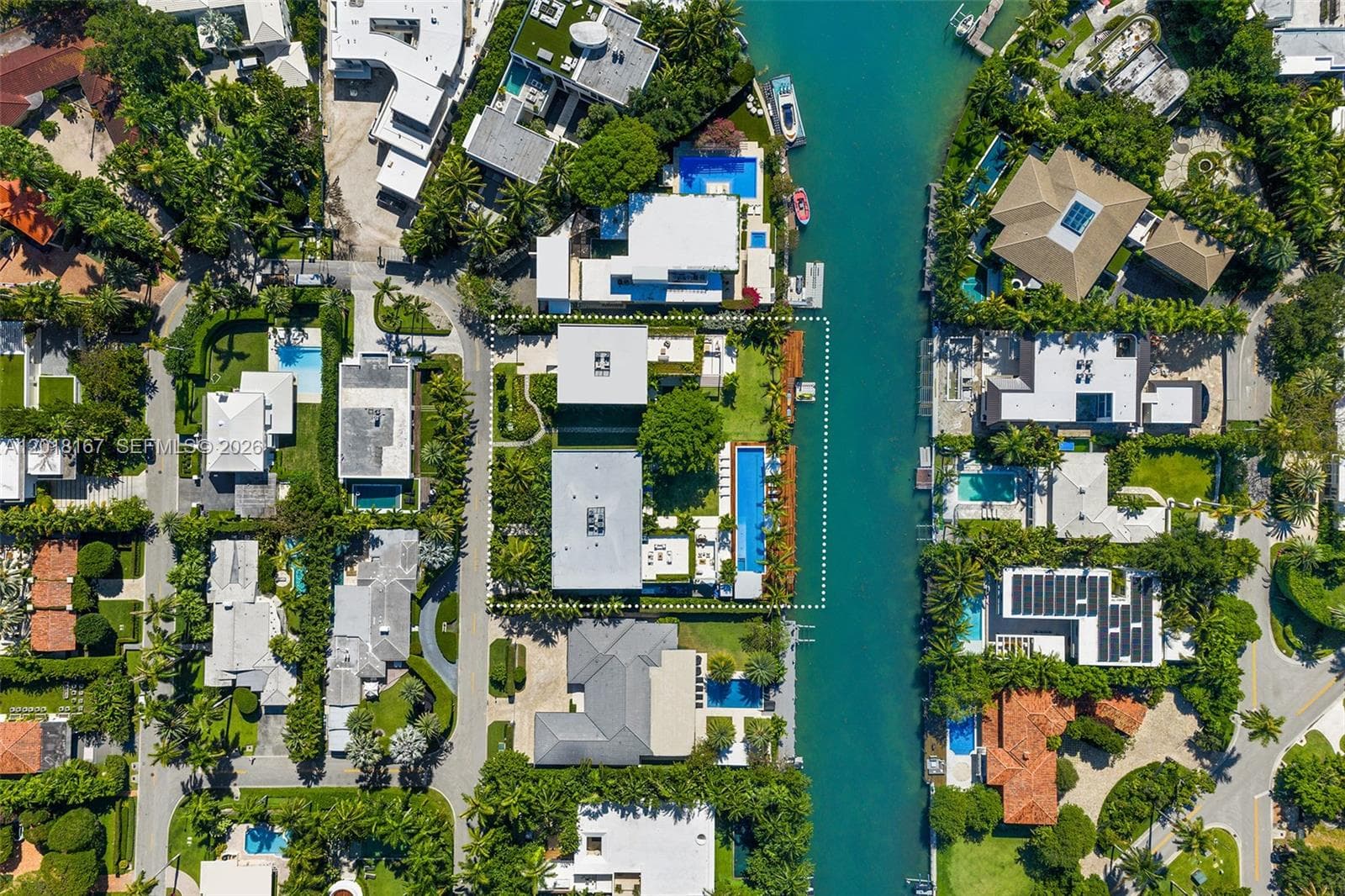 1420 W 23rd St, Miami Beach FL 33140 — 7