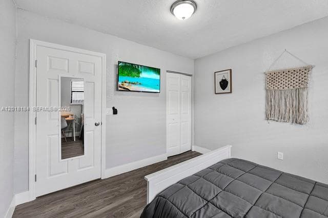 1324 NE 151st St # 1324, North Miami Beach FL 33162 — 7