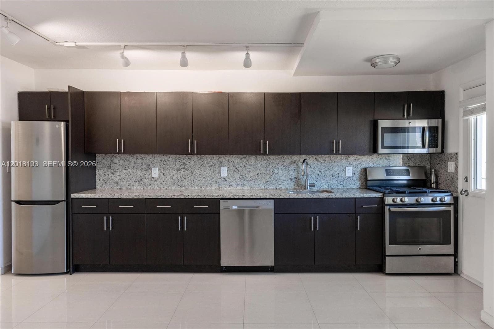 525 Meridian Ave # 305, Miami Beach FL 33139 — 4