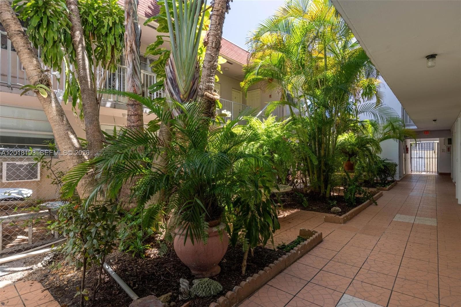 525 Meridian Ave # 305, Miami Beach FL 33139 — 8