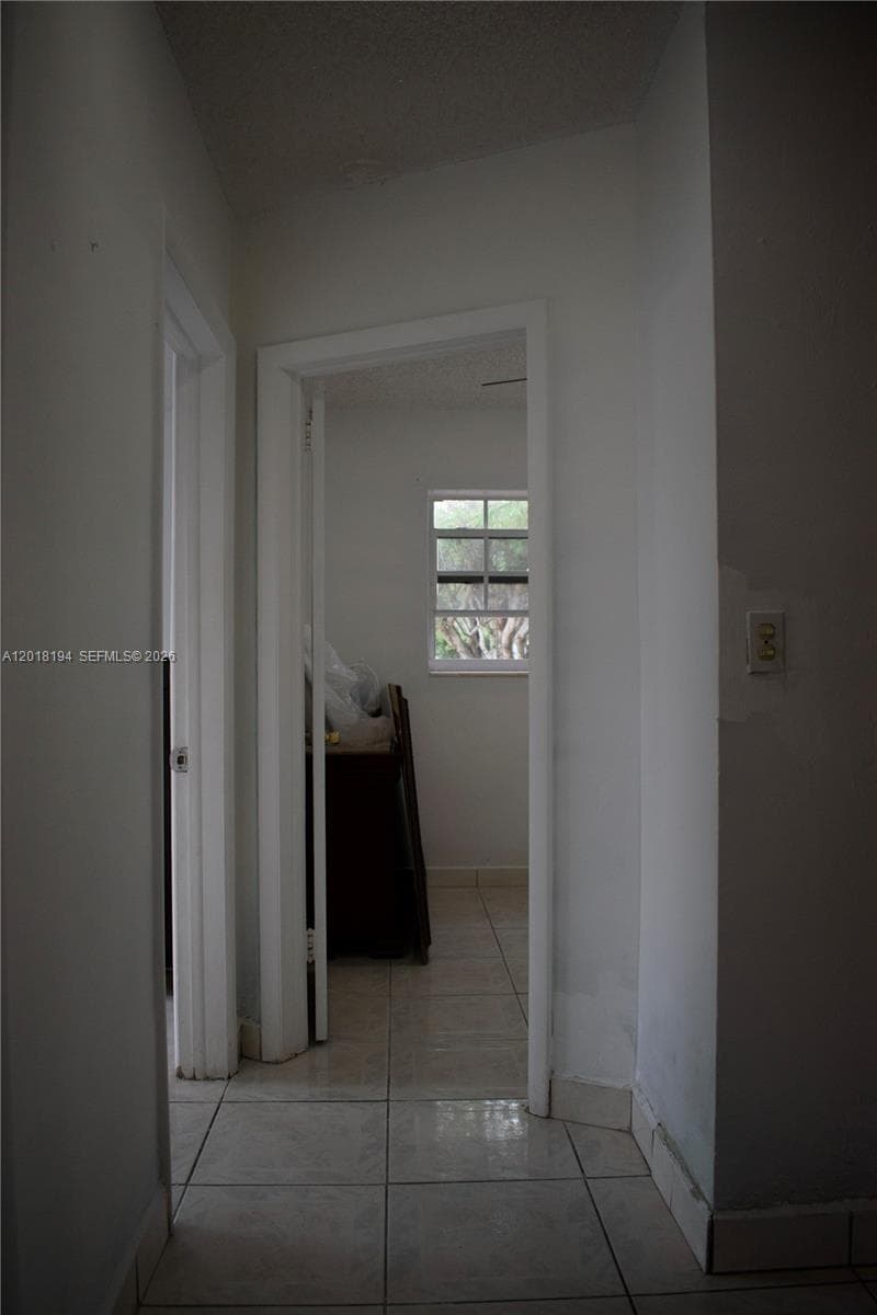 5349 W 14th Ln, Hialeah FL 33012 — 27