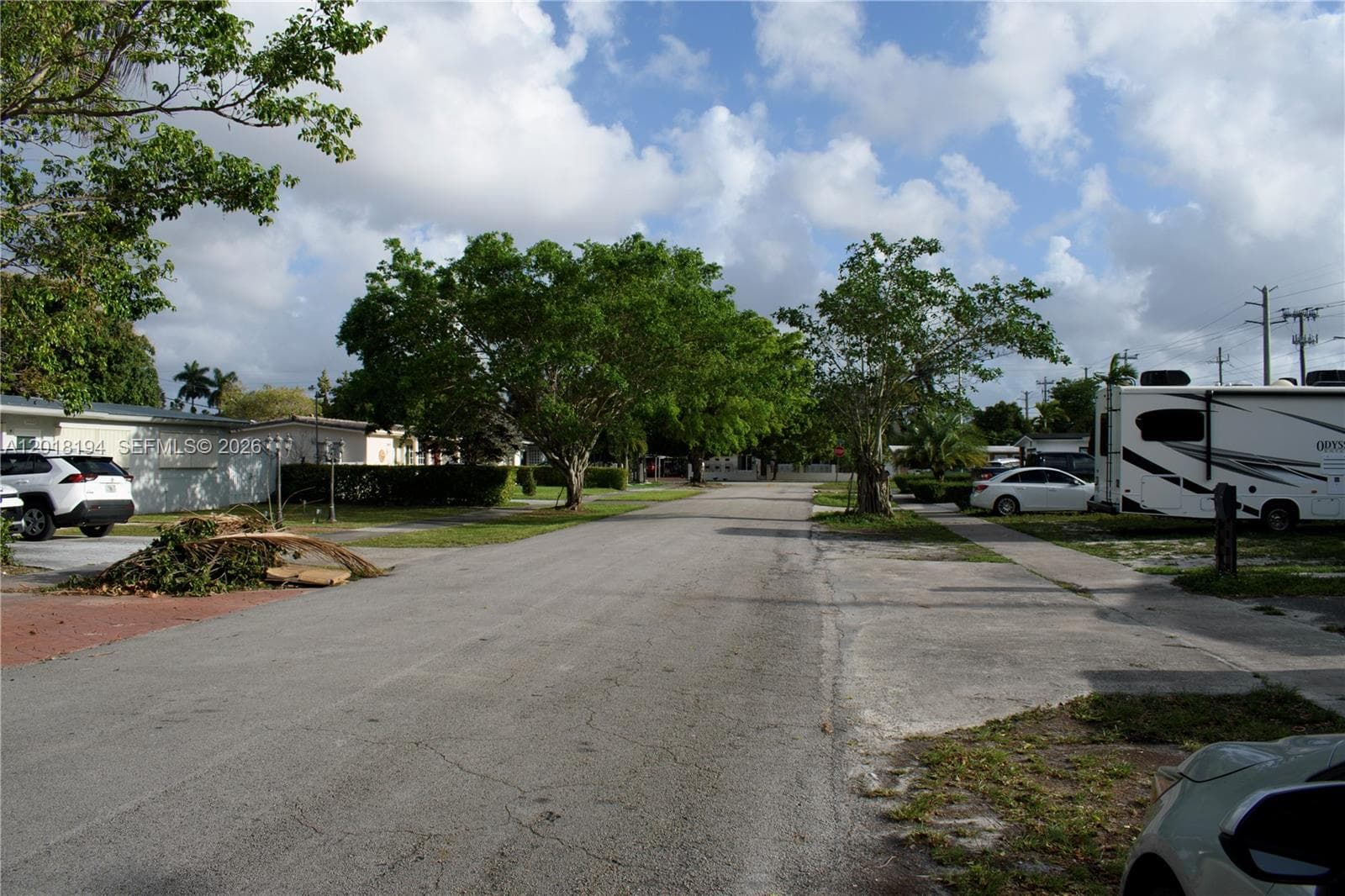 5349 W 14th Ln, Hialeah FL 33012 — 6