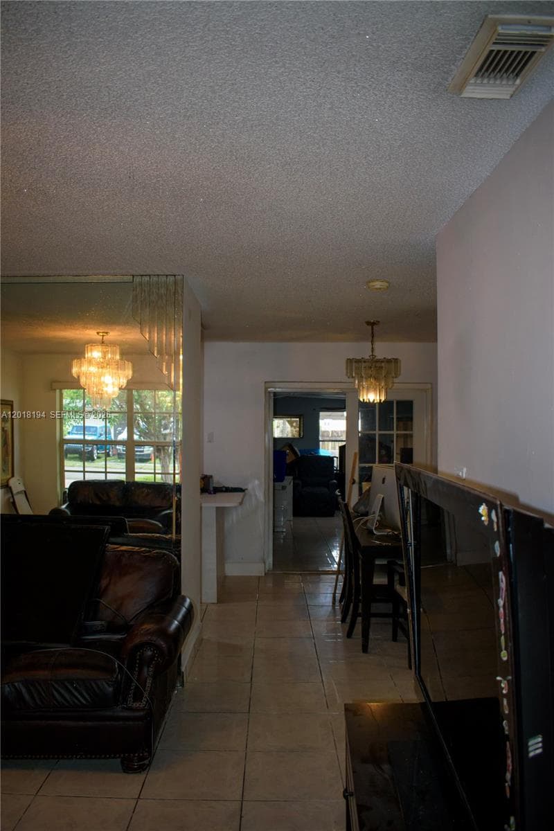 5349 W 14th Ln, Hialeah FL 33012 — 28
