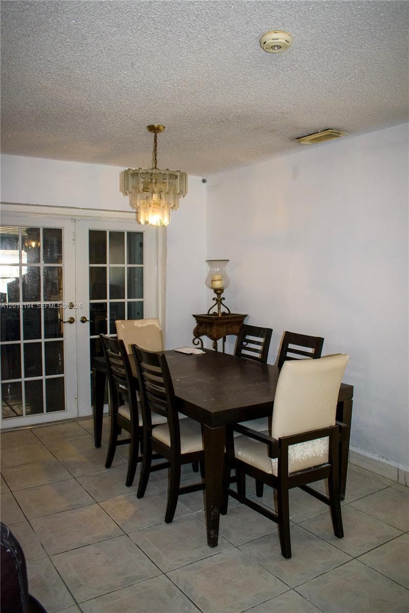 5349 W 14th Ln, Hialeah FL 33012 — 11