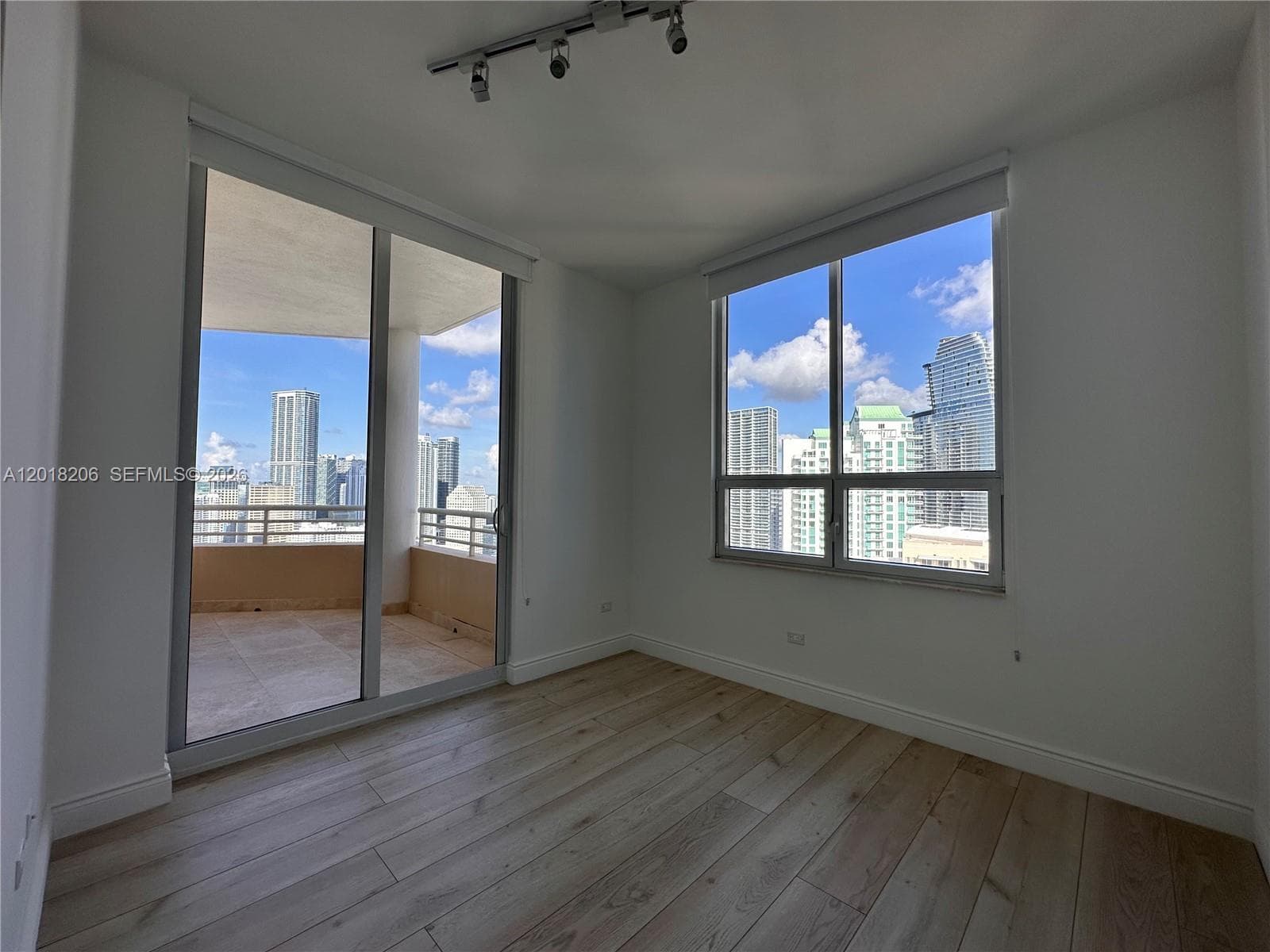808 Brickell Key Dr # 3608, Miami FL 33131 — 27