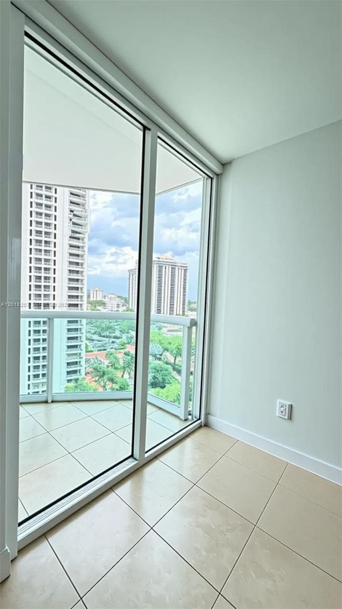 19400 Turnberry Way # 1132, Aventura FL 33180 — 24