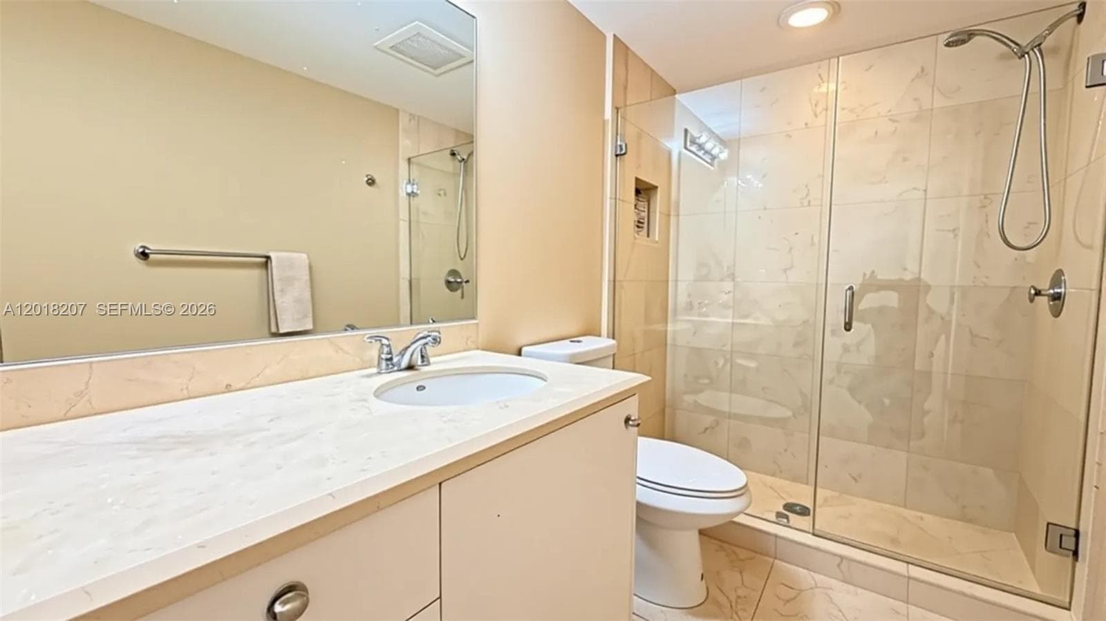 19400 Turnberry Way # 1132, Aventura FL 33180 — 18