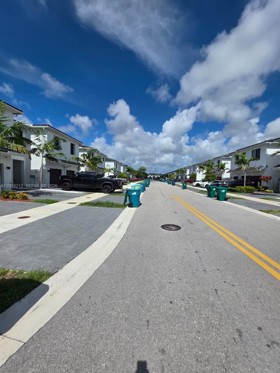 10906 SW 232nd Ter, Homestead FL 33032 — 39