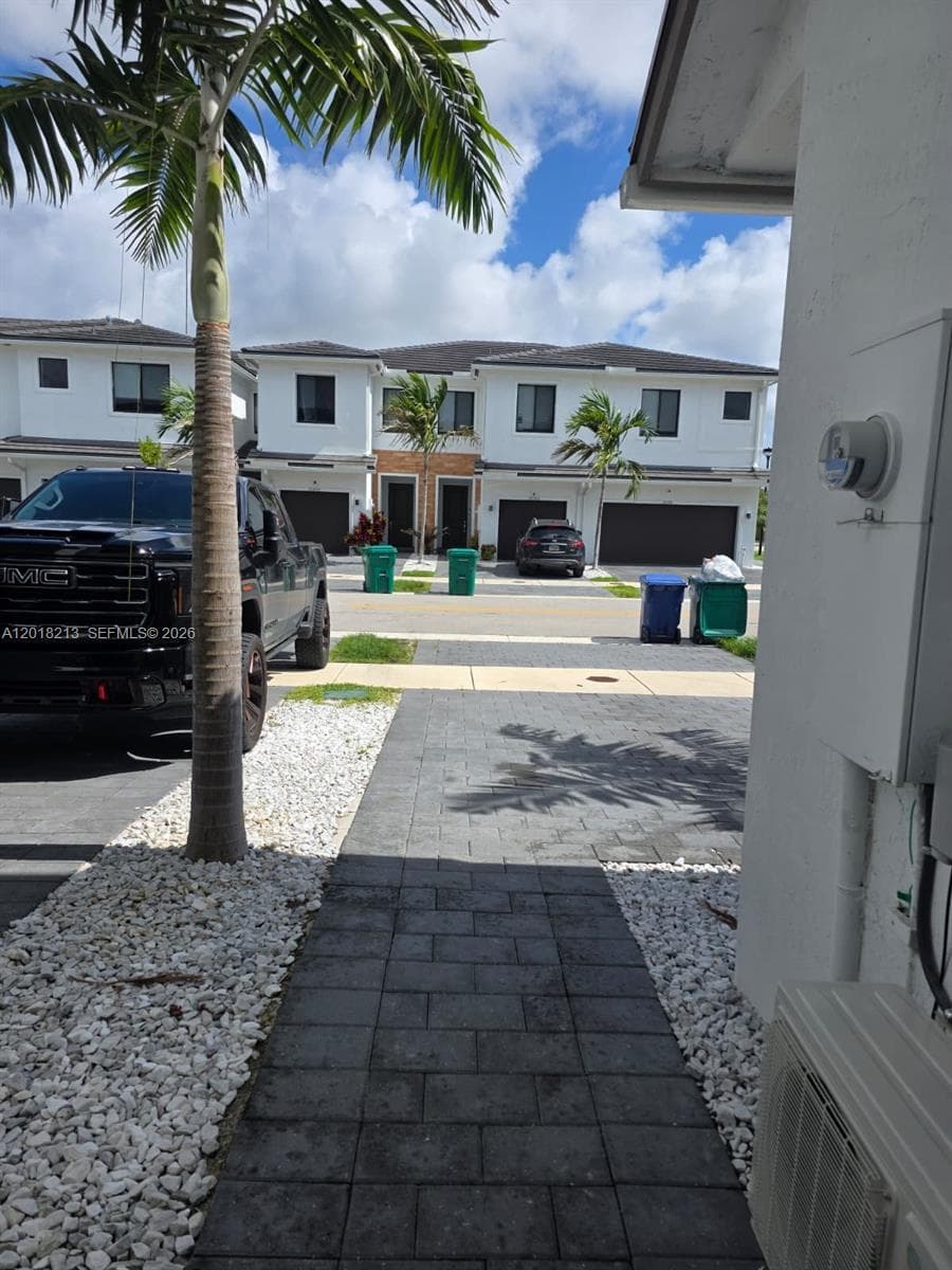 10906 SW 232nd Ter, Homestead FL 33032 — 4