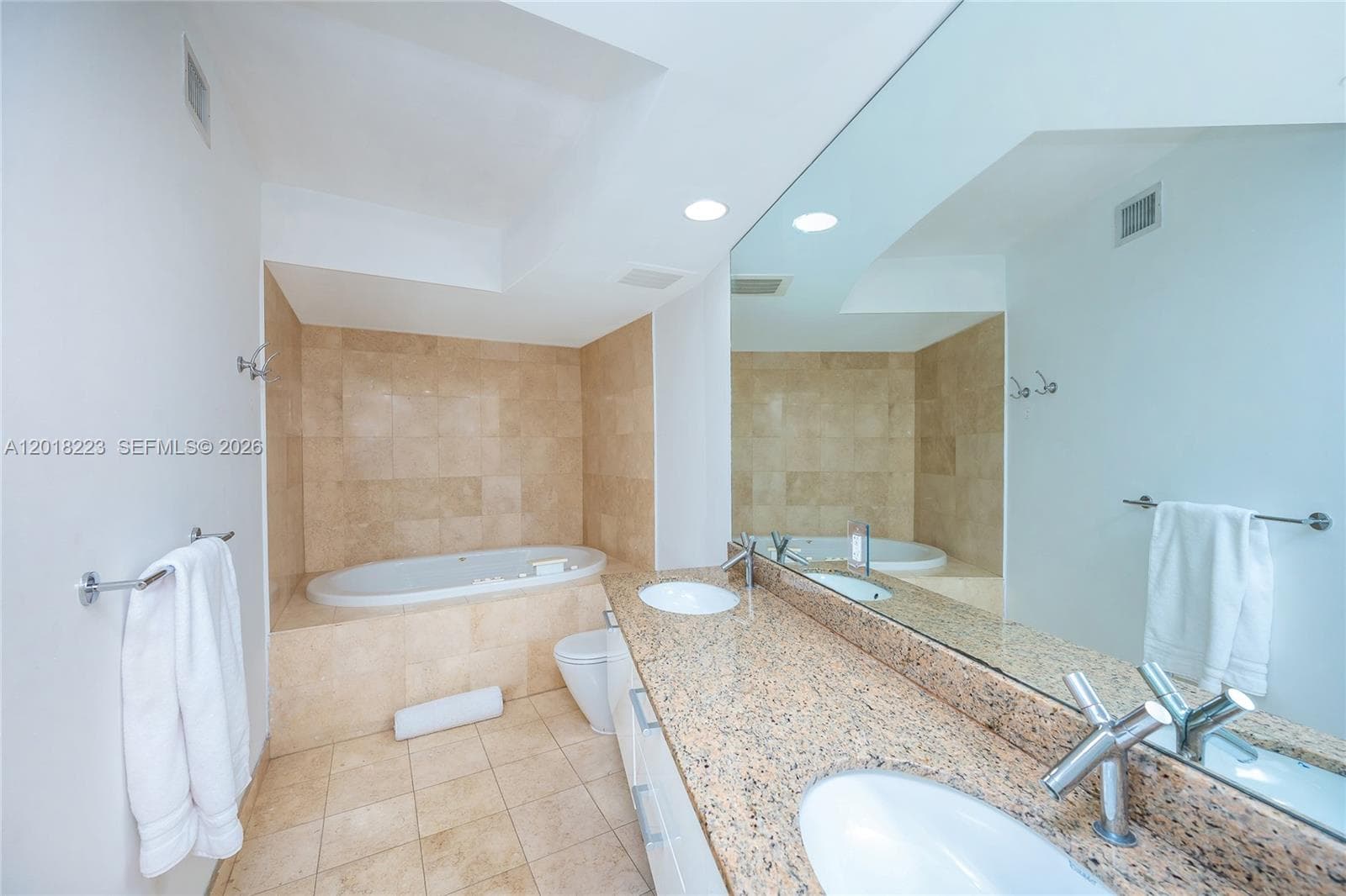17201 Collins Ave # 506, Sunny Isles Beach FL 33160 — 17