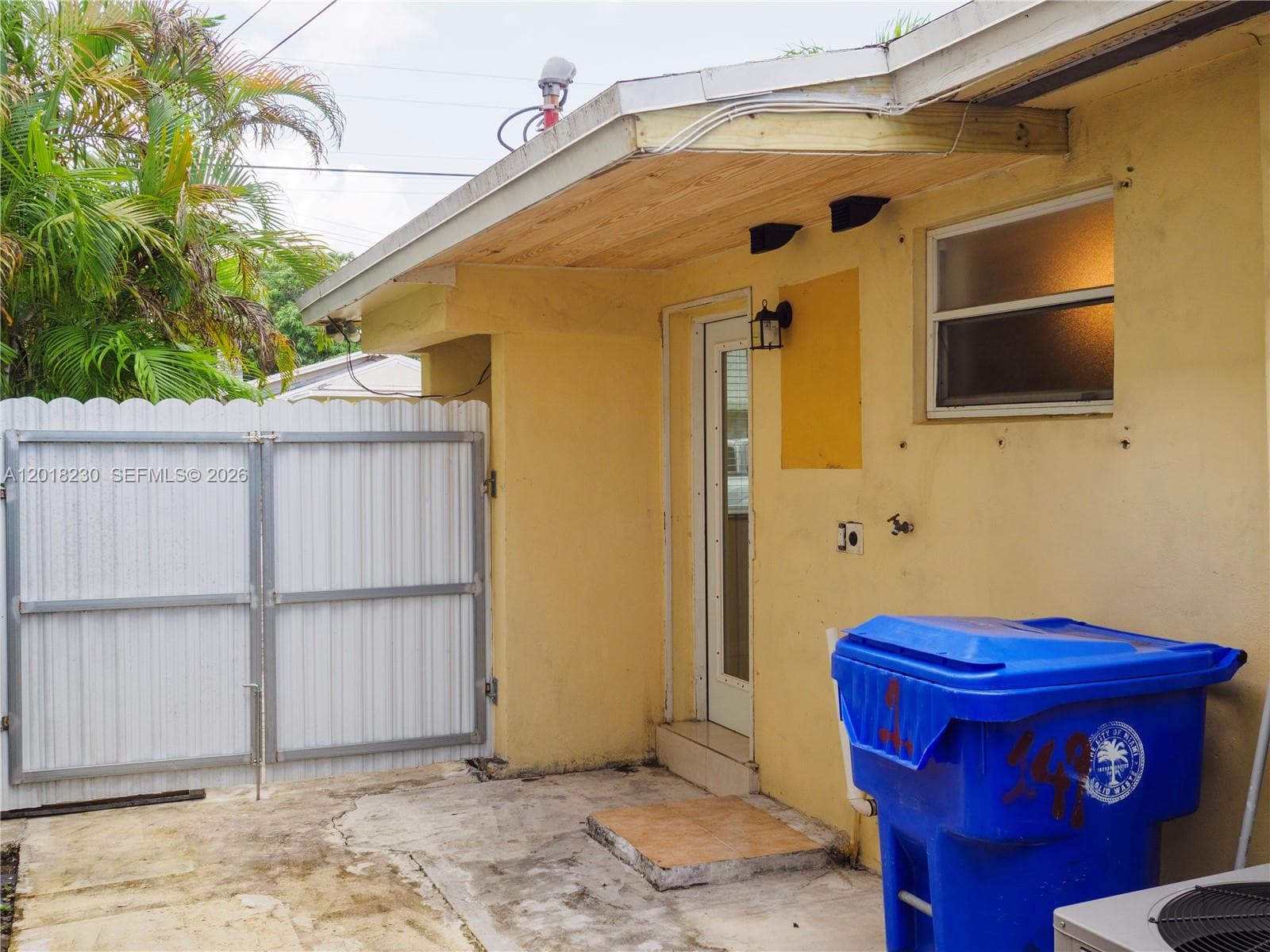 149 NW 17th Pl, Miami FL 33125 — 26