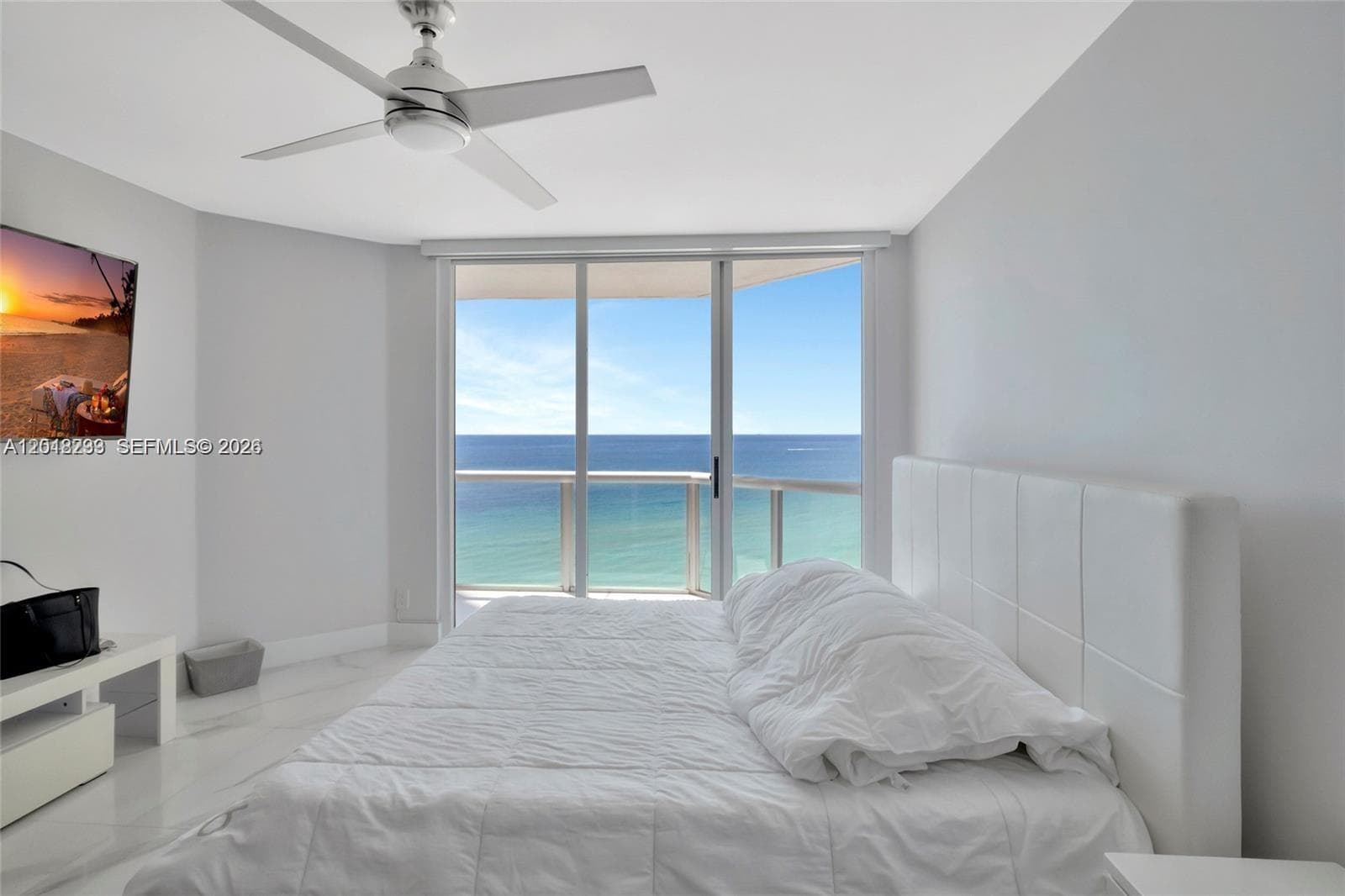 16425 Collins Ave # 1612, Sunny Isles Beach FL 33160 — 16