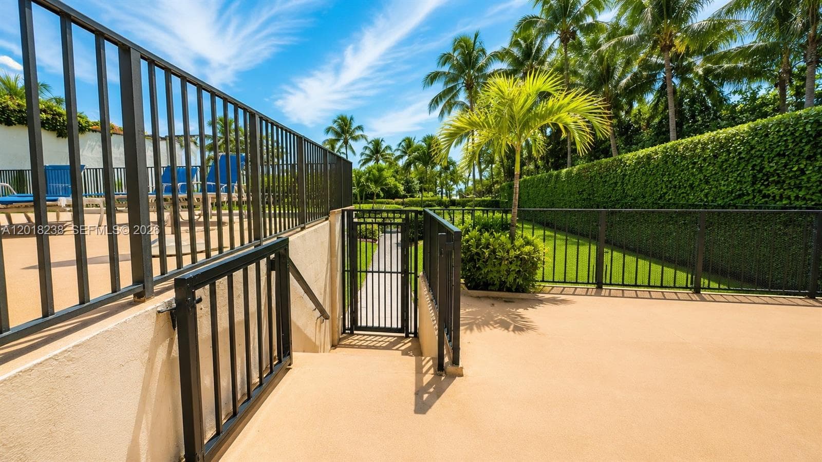 1621 Collins Ave # 310, Miami Beach FL 33139 — 46