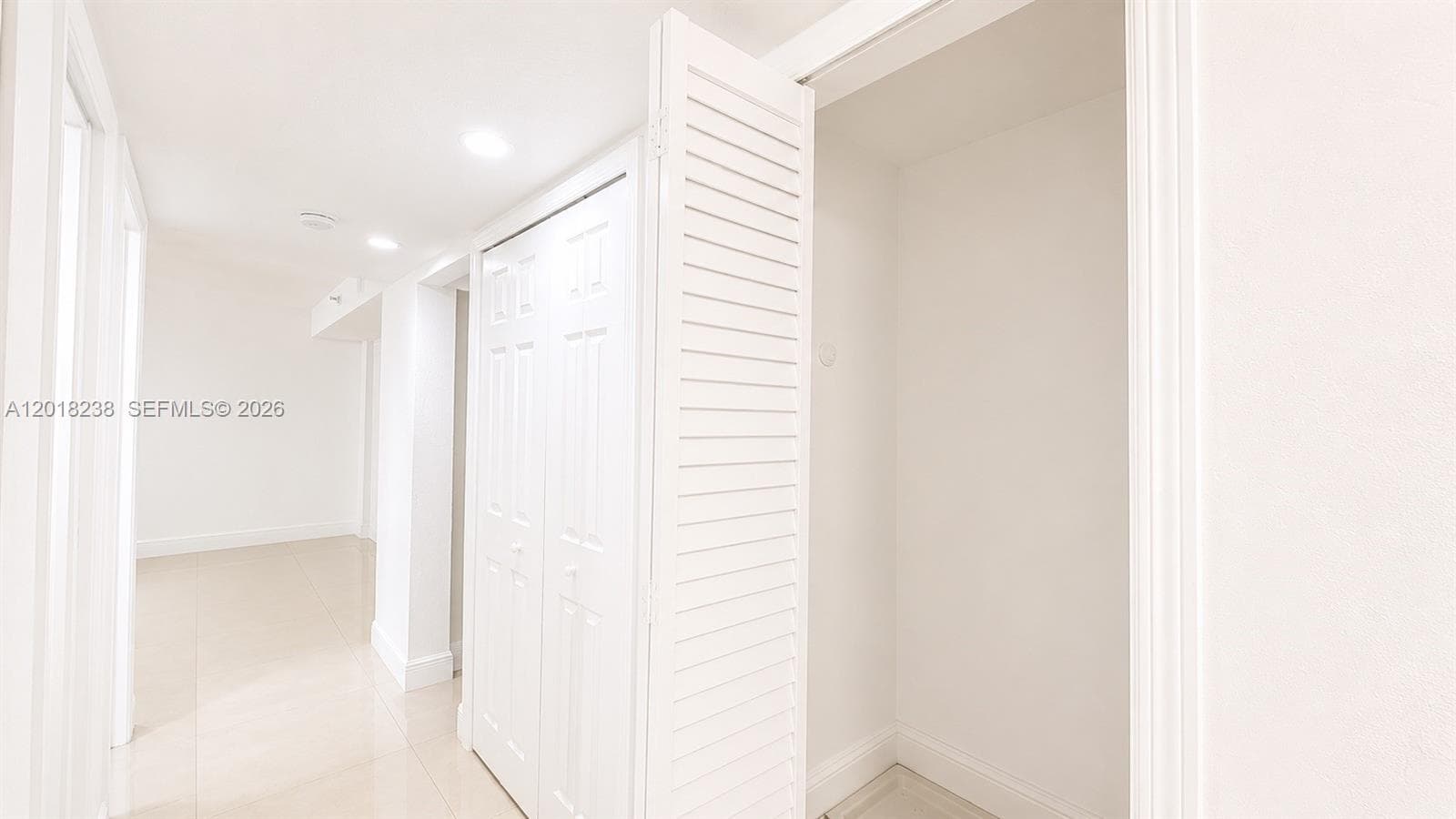 1621 Collins Ave # 310, Miami Beach FL 33139 — 24