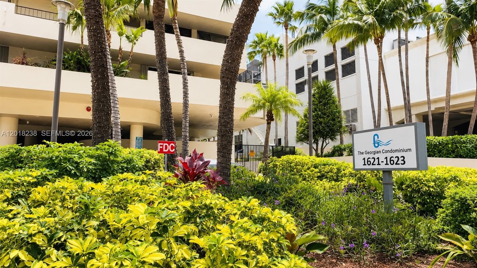 1621 Collins Ave # 310, Miami Beach FL 33139 — 55