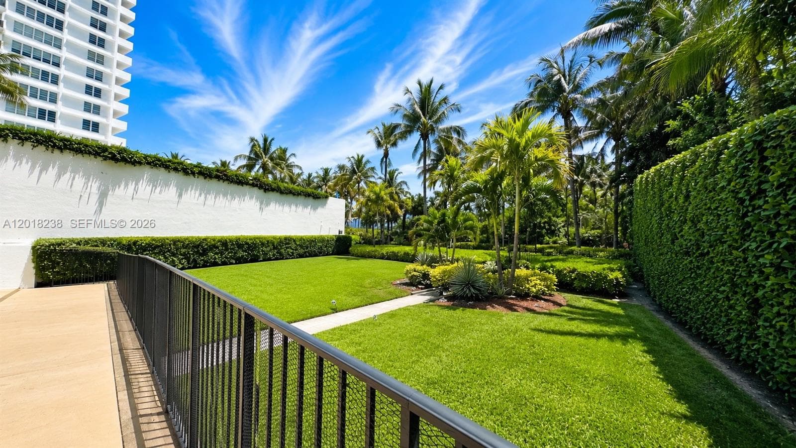 1621 Collins Ave # 310, Miami Beach FL 33139 — 48