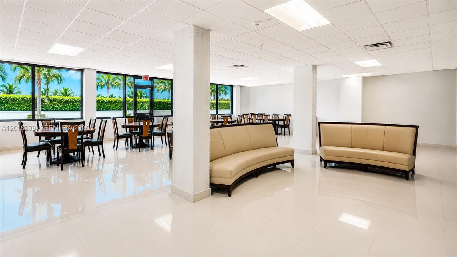 1621 Collins Ave # 310, Miami Beach FL 33139 — 44