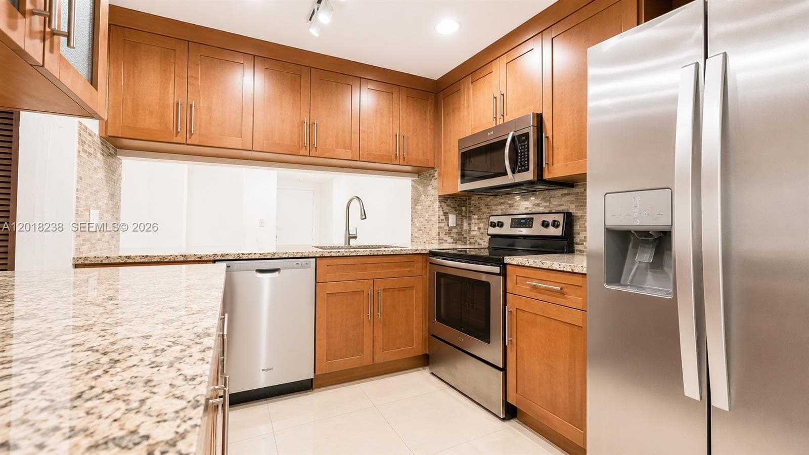 1621 Collins Ave # 310, Miami Beach FL 33139 — 29