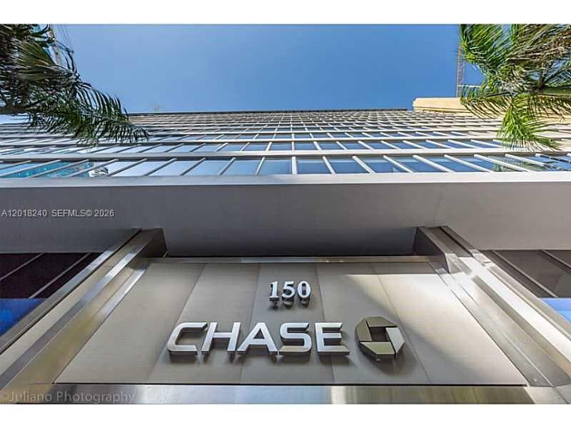 150 SE 2nd Ave # 1402, Miami FL 33131 — 1