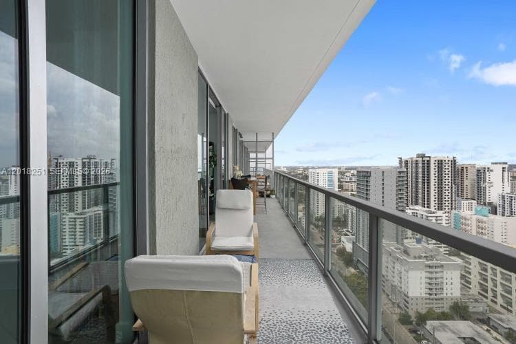 79 SW 12th St, Miami FL 33130 — 44