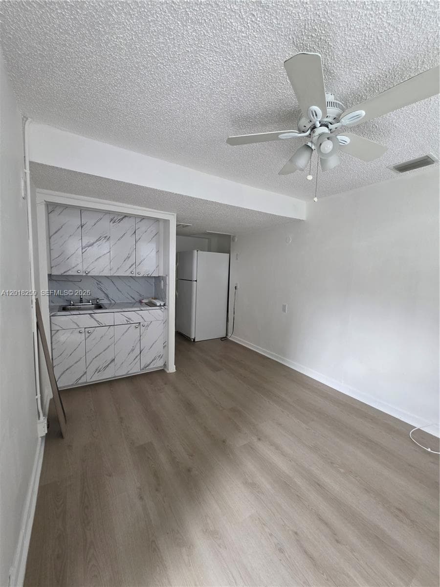 4601 SW 5th St # 0, Miami FL 33134 — 20