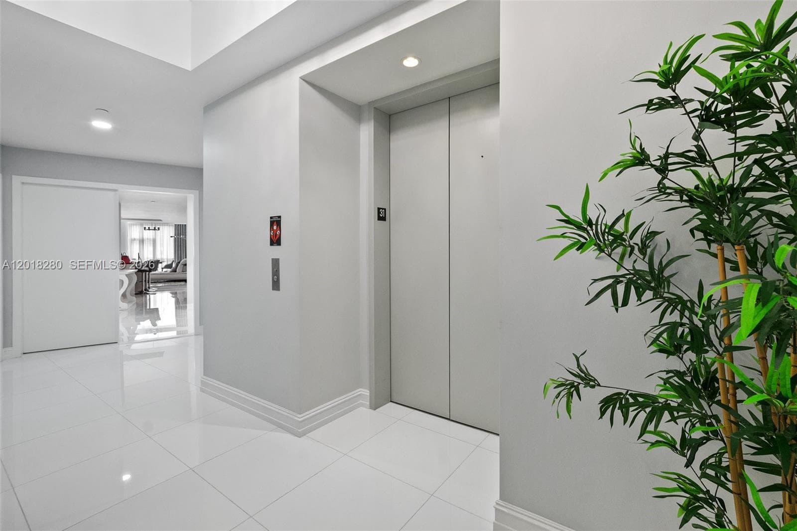 851 NE 1st Ave # 3111, Miami FL 33132 — 2