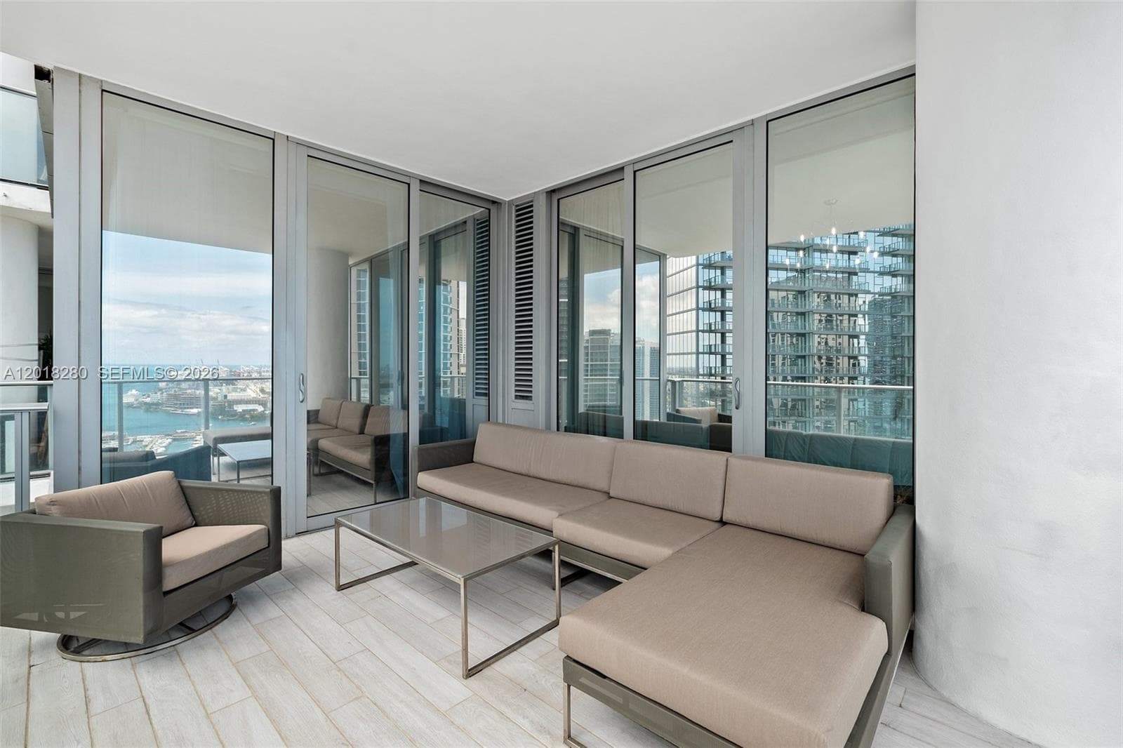 851 NE 1st Ave # 3111, Miami FL 33132 — 9