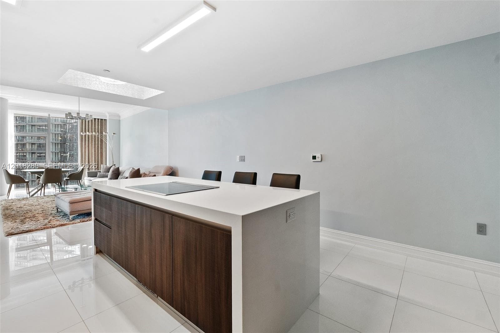851 NE 1st Ave # 3111, Miami FL 33132 — 15