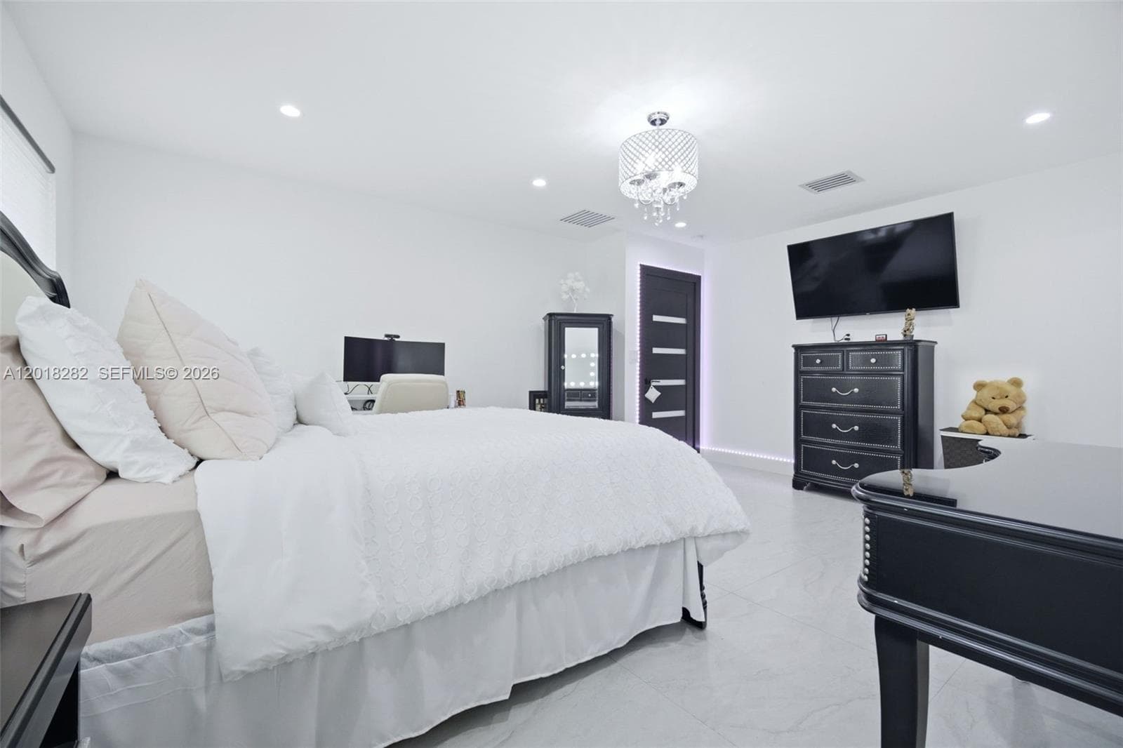 18690 Old Cutler Rd, Cutler Bay FL 33157 — 38