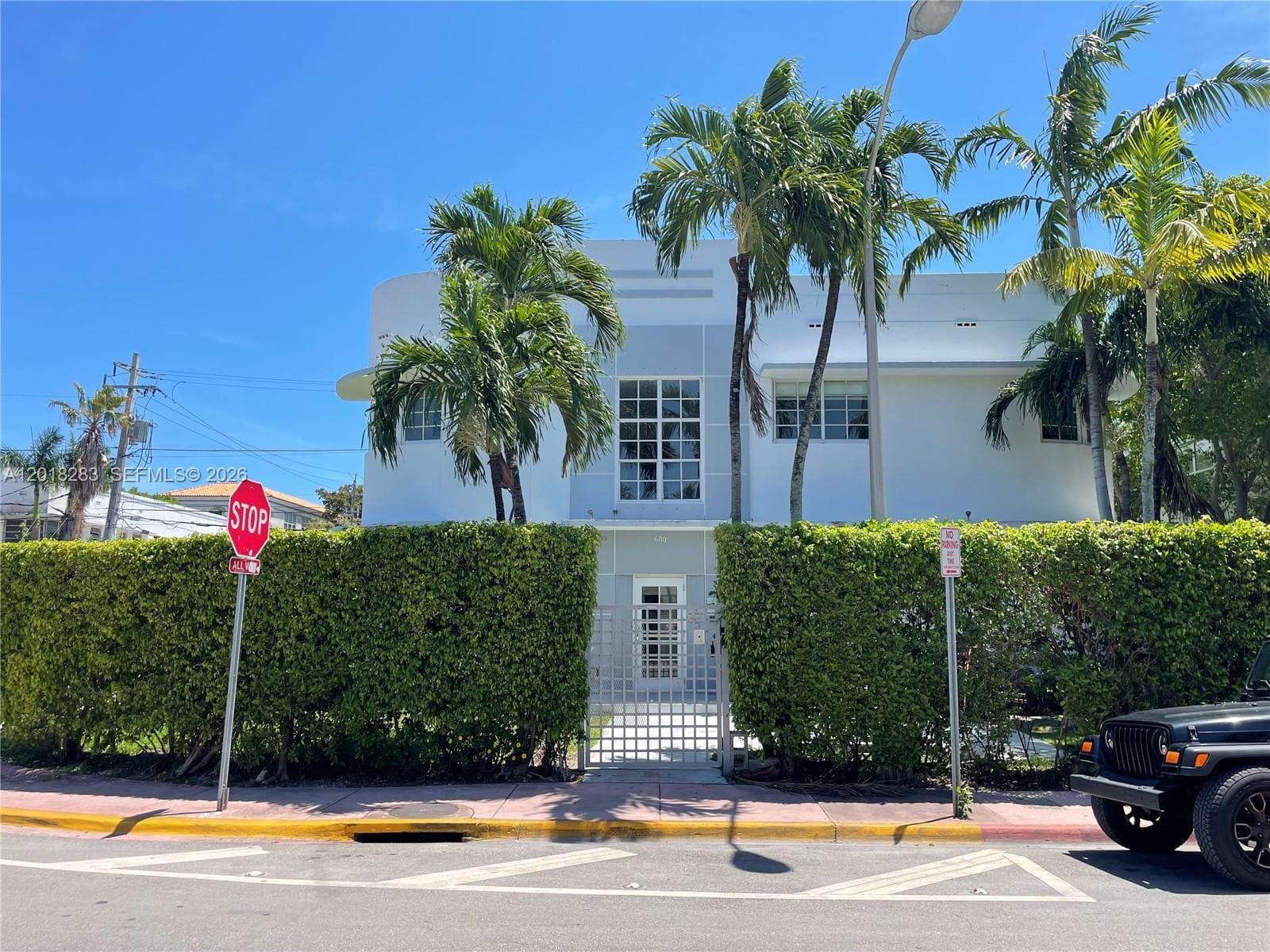 600 15th St # 10, Miami Beach FL 33139 — 2