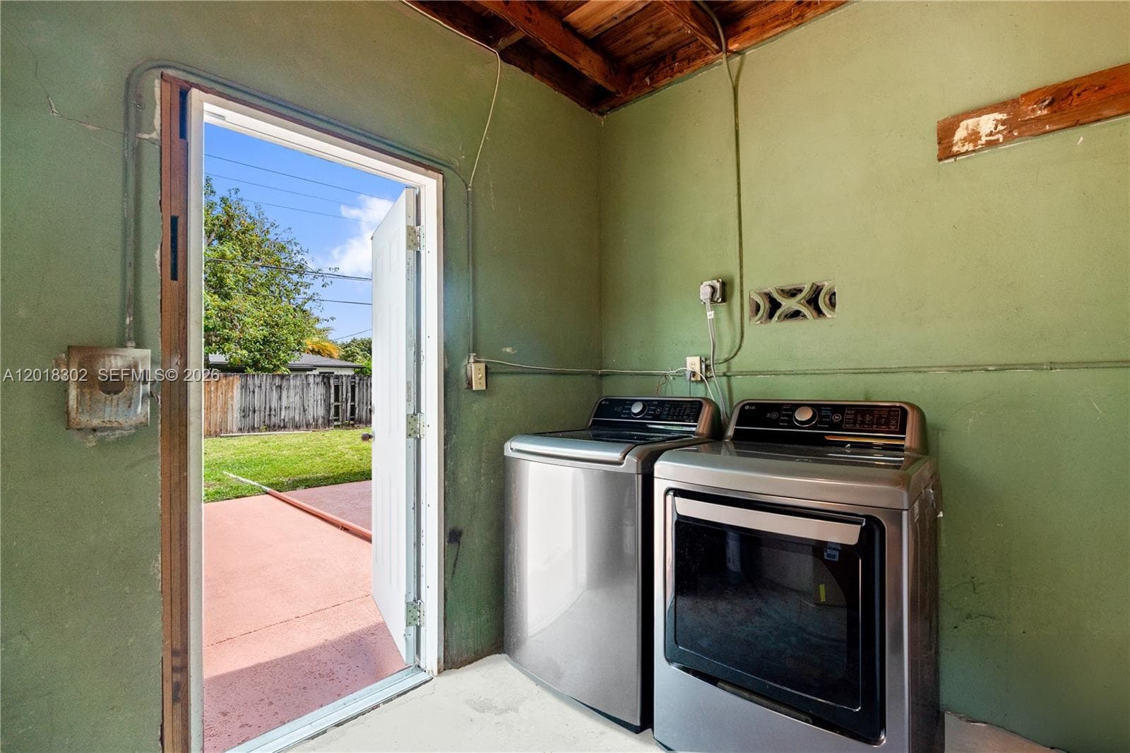 3155 NW 81st Ter, Miami FL 33147 — 41