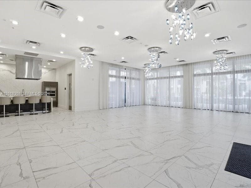 8201 NW 41st St # 205, Doral FL 33166 — 32