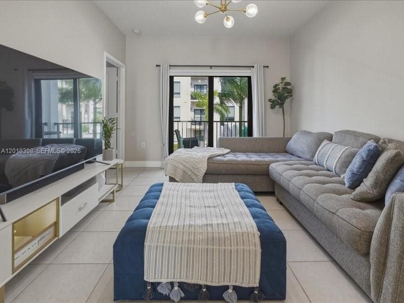 8201 NW 41st St # 205, Doral FL 33166 — 10