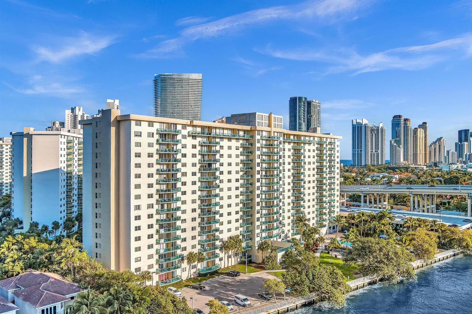 19390 Collins Avenue # 421, Sunny Isles Beach FL 33160 — 46