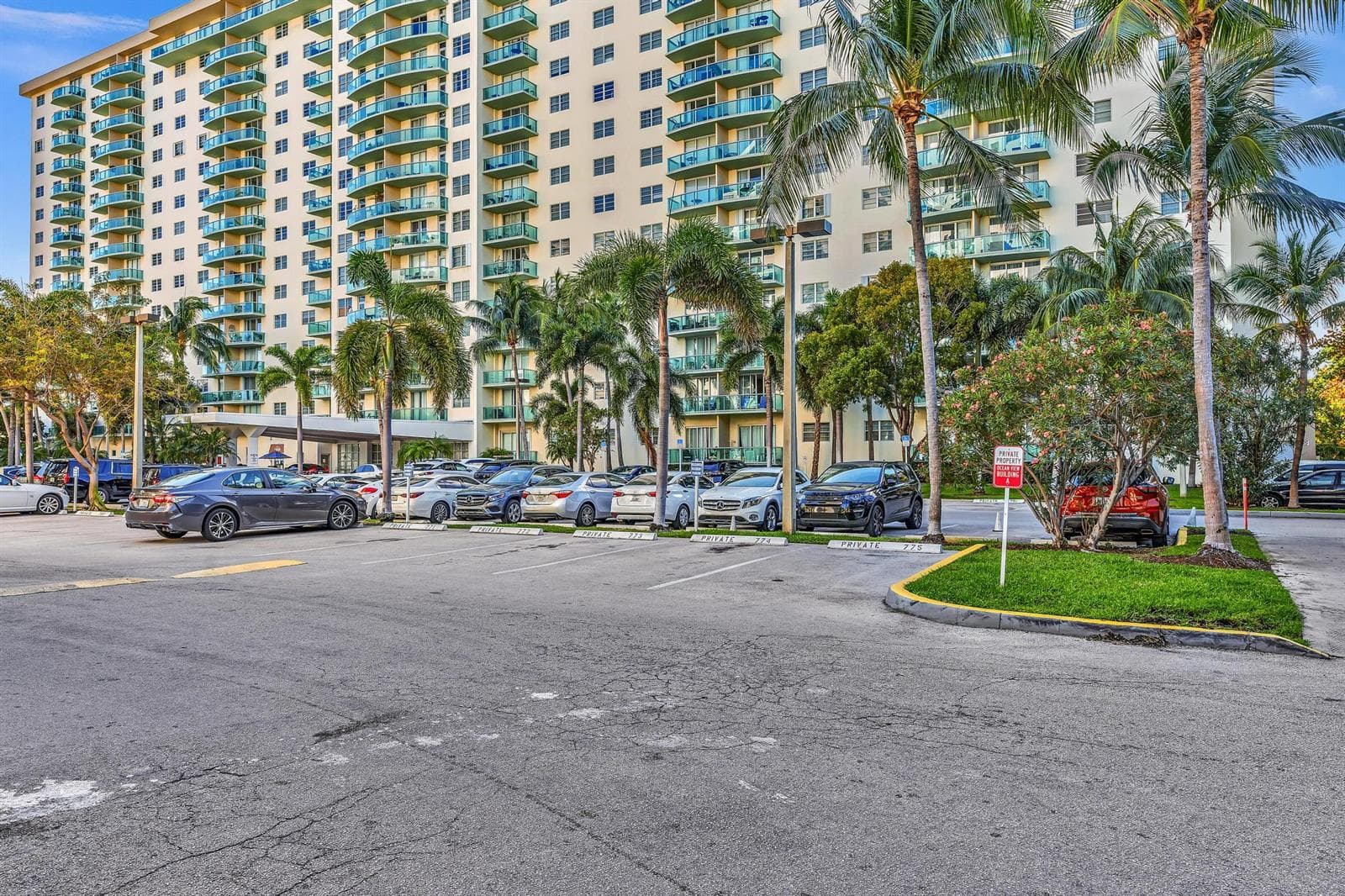 19390 Collins Avenue # 421, Sunny Isles Beach FL 33160 — 49