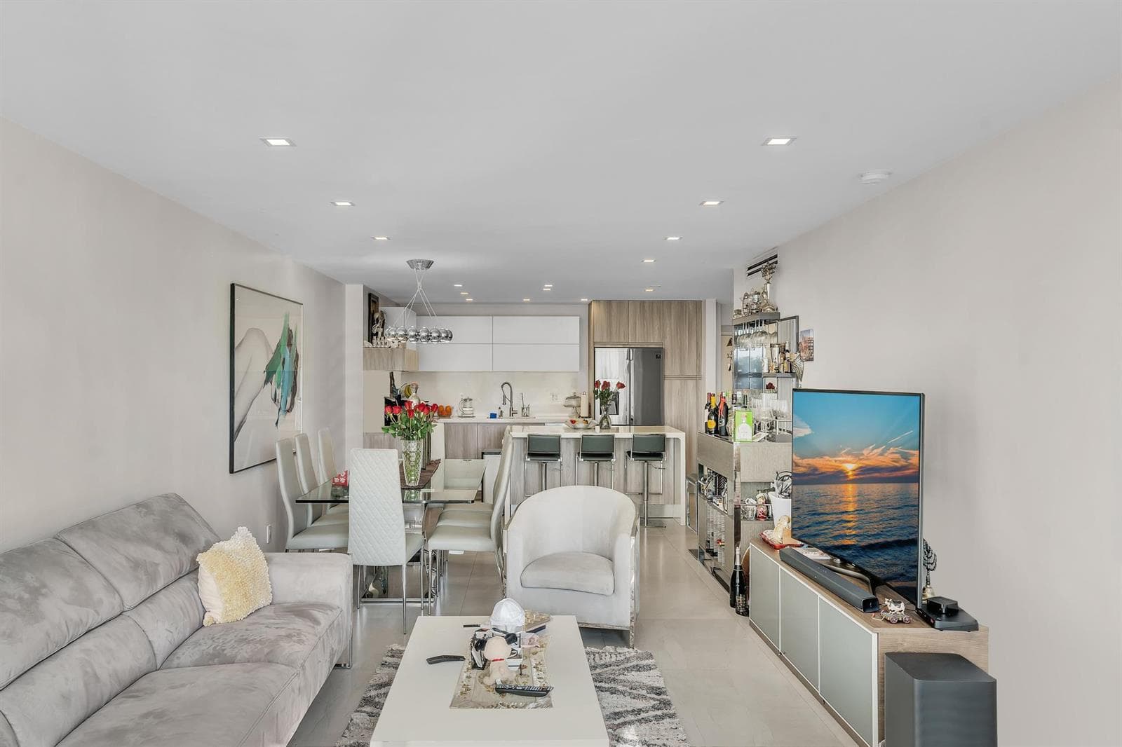 19390 Collins Avenue # 421, Sunny Isles Beach FL 33160 — 35