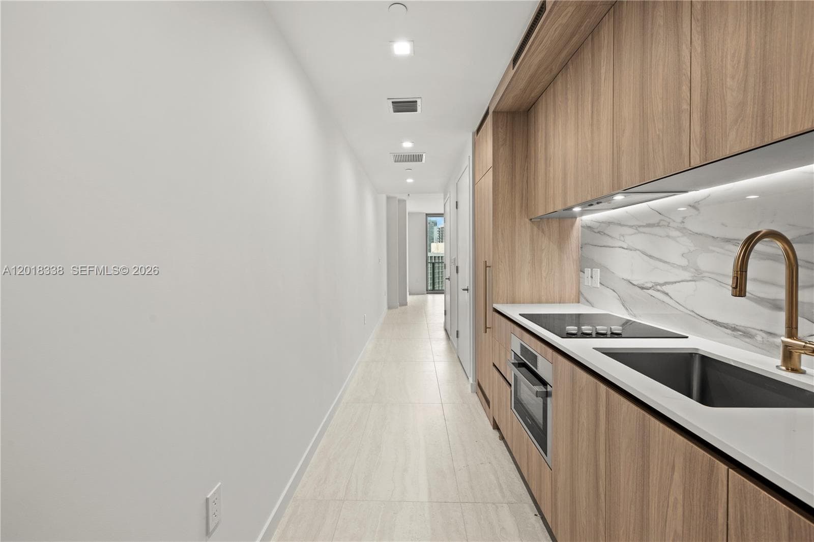 77 SE 5TH # 2404, Miami FL 33131 — 6