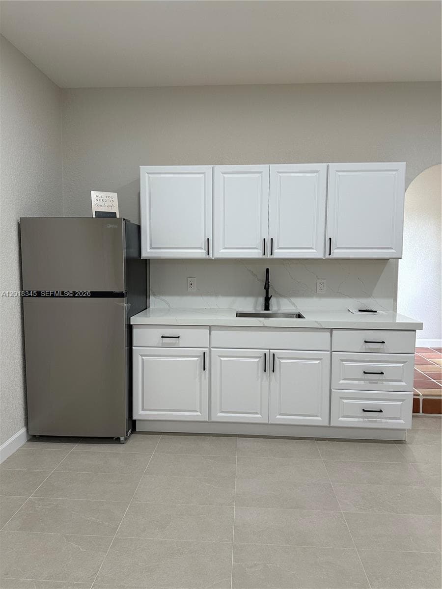 Grand Lakes Phase Iii, Miami, FL — 10