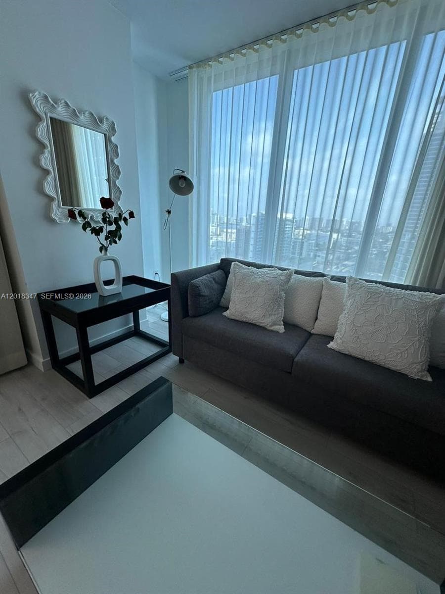 17315 Collins Ave # 2006, Sunny Isles Beach FL 33160 — 19