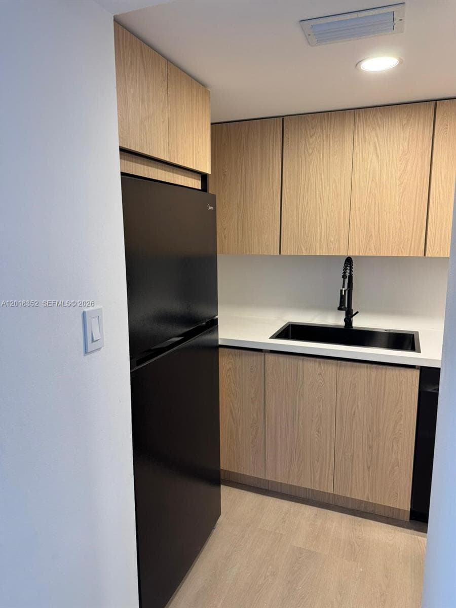 1200 West Ave # 611, Miami Beach FL 33139 — 10