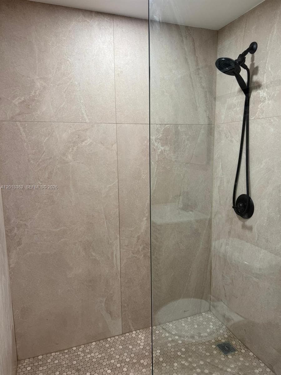 1200 West Ave # 611, Miami Beach FL 33139 — 15