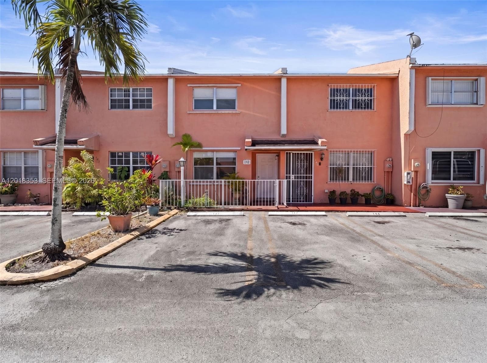 100 SW 110th Ave # 142, Sweetwater FL 33174 — 1