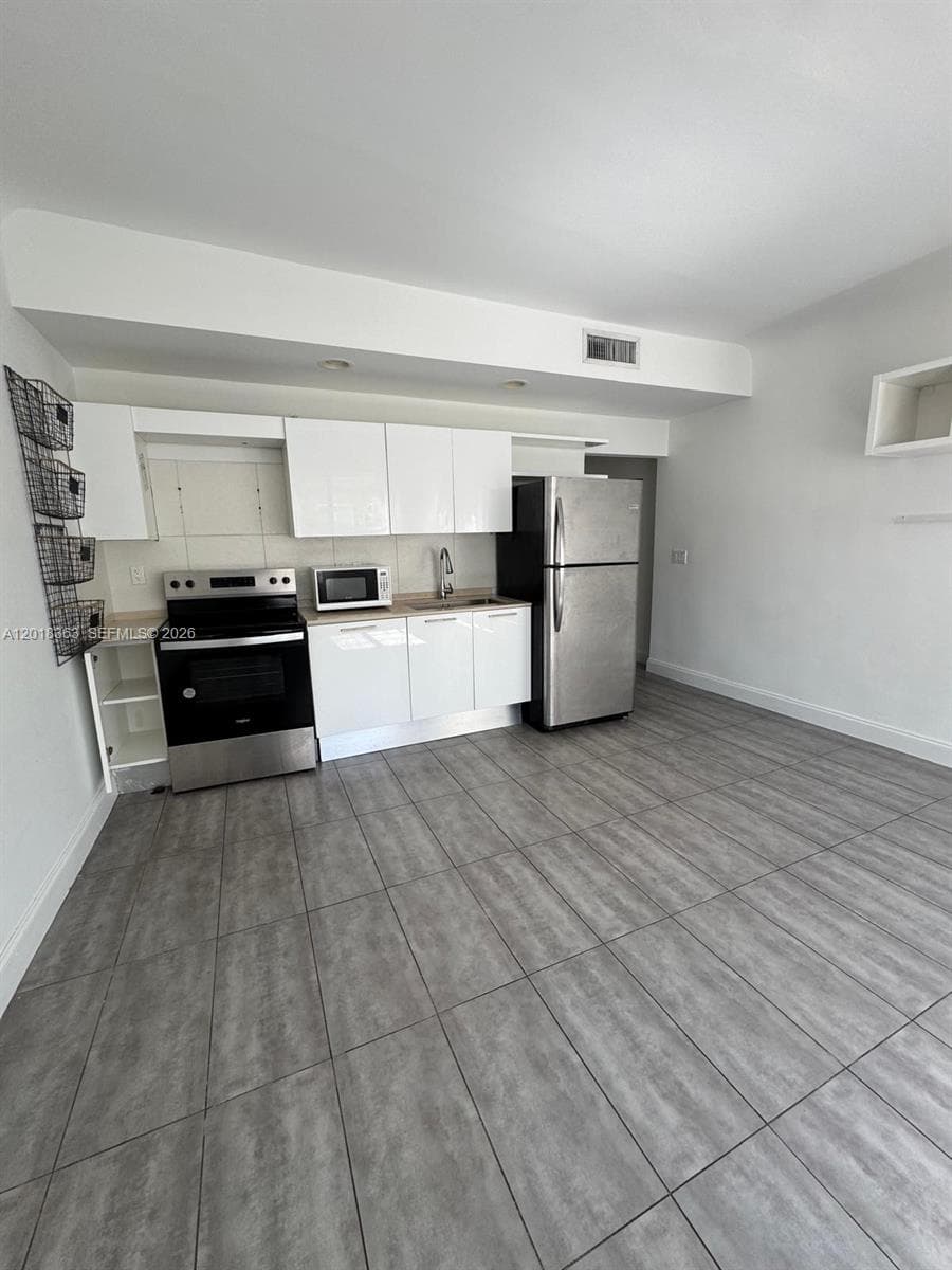 1508 Meridian Ave, Miami Beach FL 33139 — 9