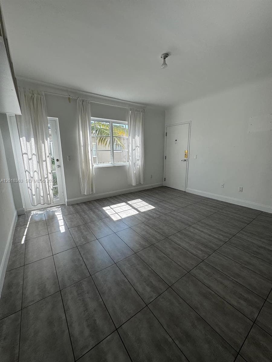 1508 Meridian Ave, Miami Beach FL 33139 — 8