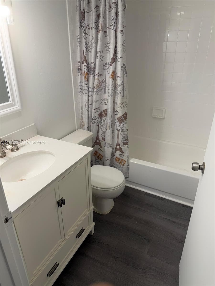 1740 NW N River Dr # 325, Miami FL 33125 — 11