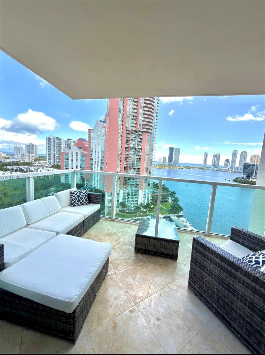 3330 NE 190th St # 1610, Aventura FL 33180 — 5
